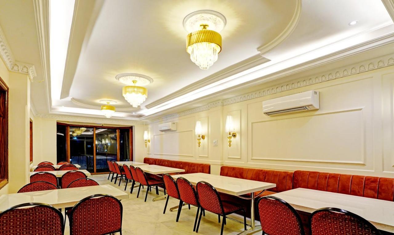 Treebo Trend Hotel Yks - Cad Circle Kota  Luaran gambar