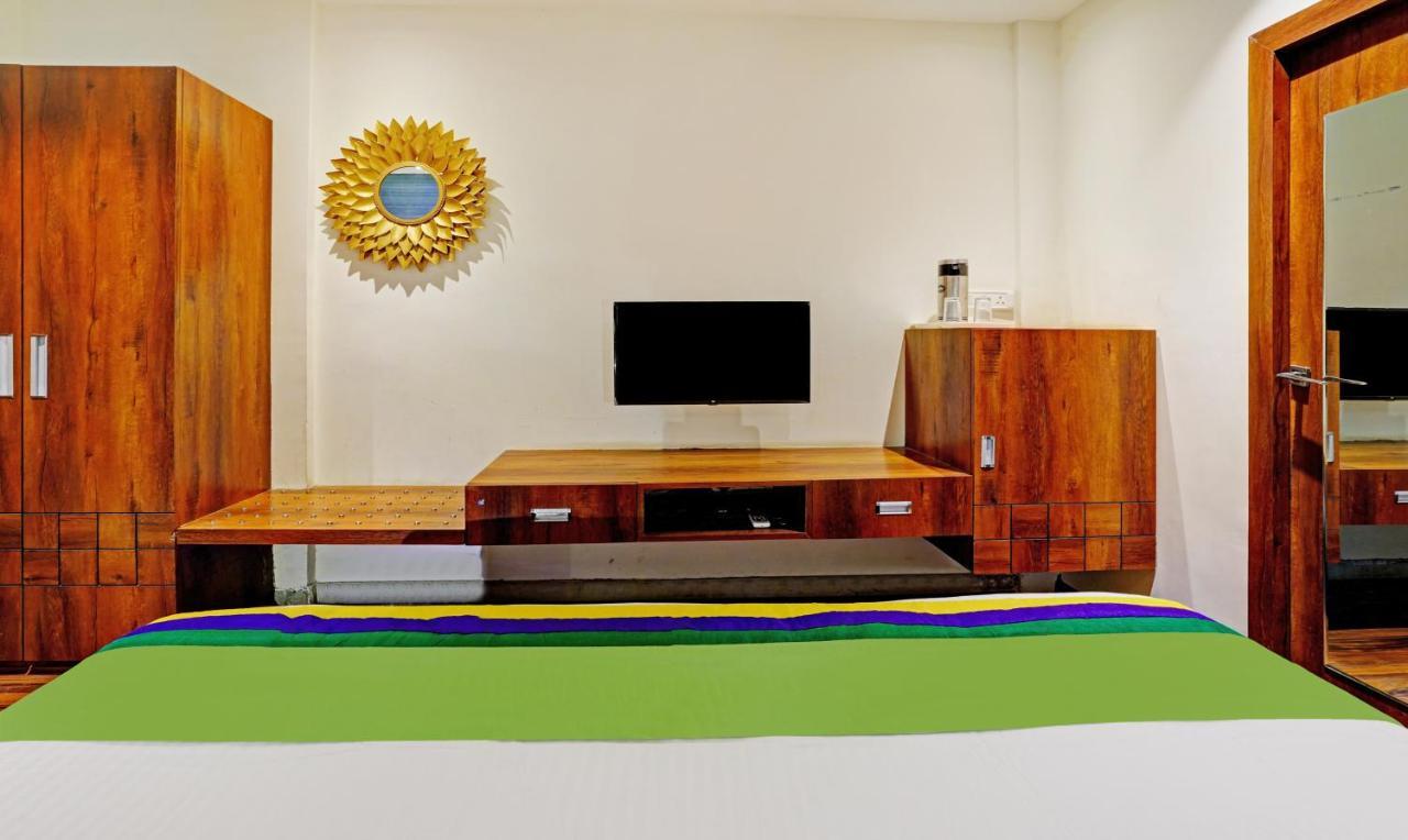Treebo Trend Hotel Yks - Cad Circle Kota  Luaran gambar